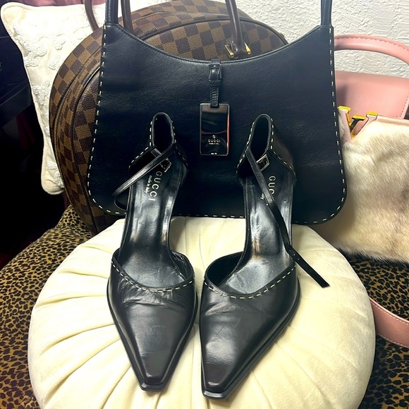 Gucci Handbags - GUCCI PURSE & HEELS
